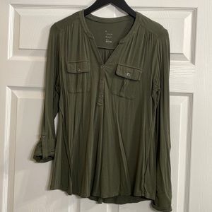 Very soft and stretchy long sleeve shirt